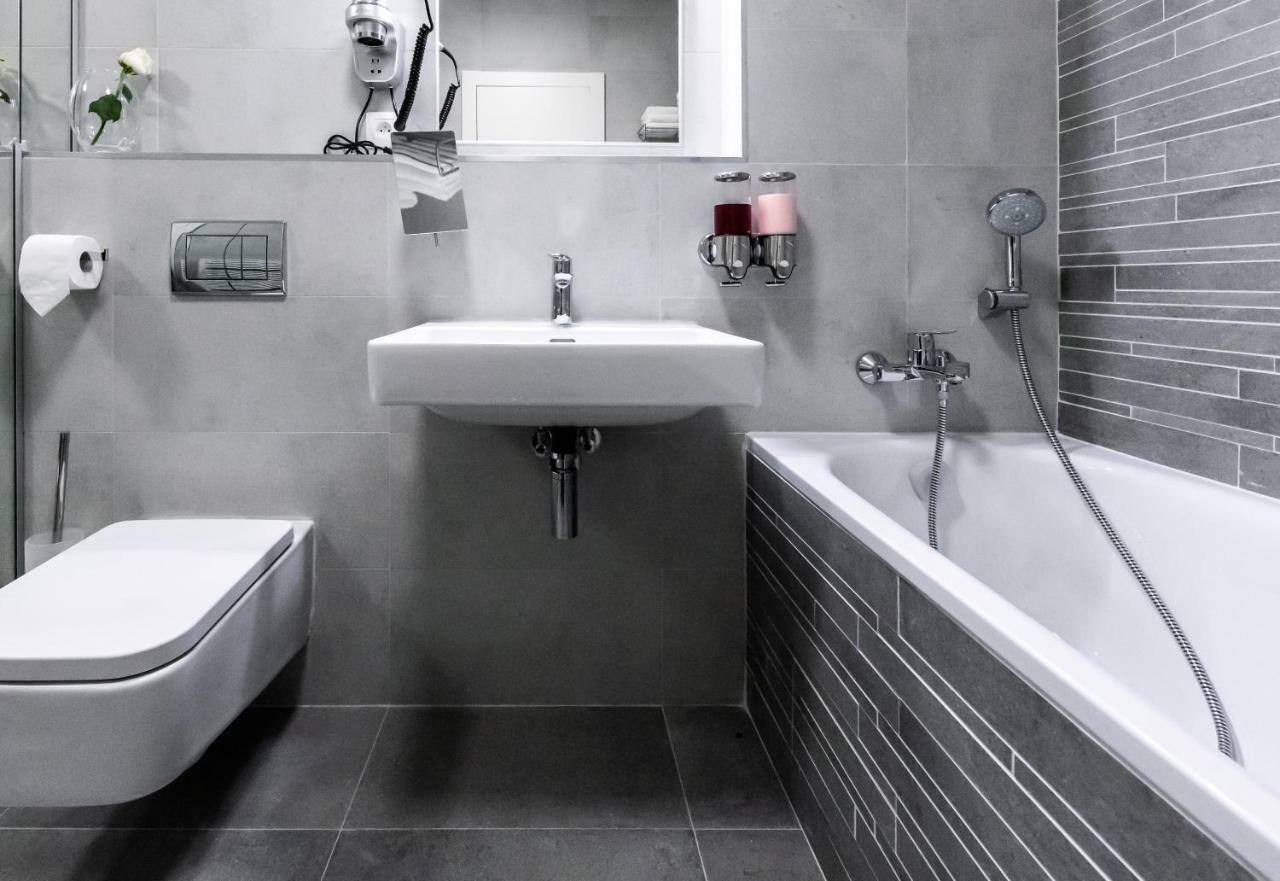 Nocľah s raňajkami Than