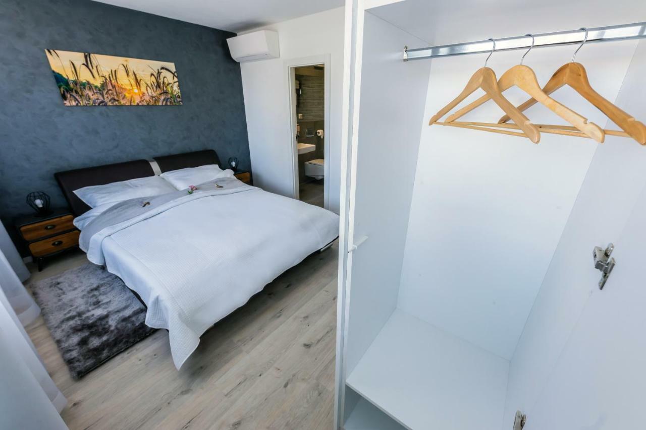 Than Nocľah s raňajkami Bratislava